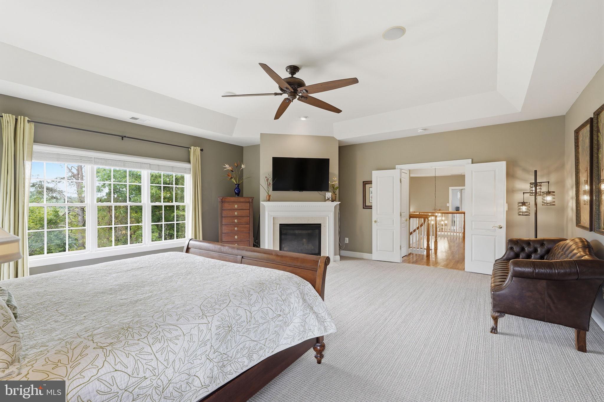 LANSDOWNE ON THE POTOMAC - Residential