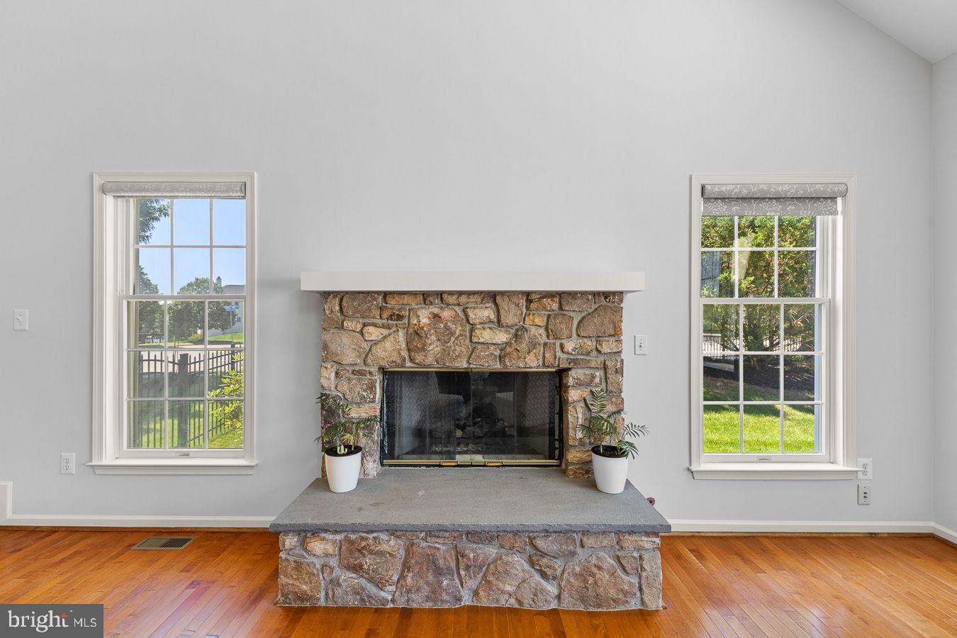 LOUDOUN VALLEY ESTATES - Residential