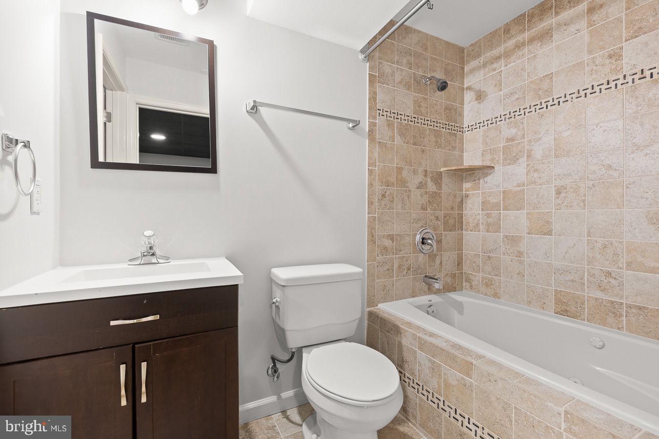 LOUDOUN VALLEY ESTATES - Residential