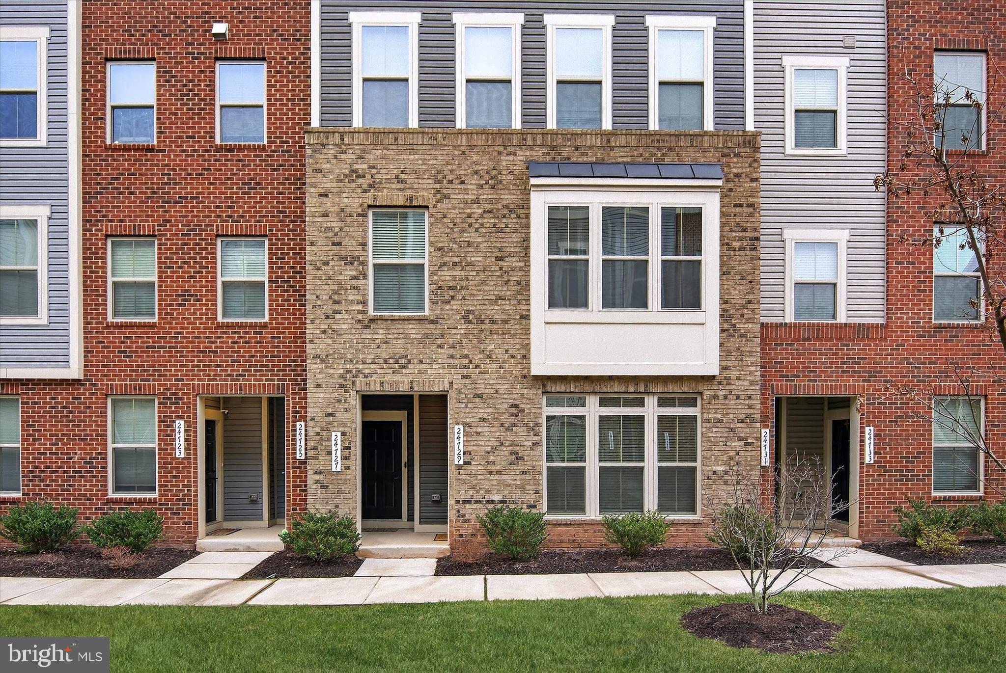 Very motivated seller. Price below assessment value. Beautiful Matisse model 1 car garage condo townhome with 3 bedrooms, 2.5 bathrooms, built in 2021. This home has $10,000 home site premium so there is no car parking in front of the house. Sellers has upgraded to all Led lighting throughout the house.  Luxury vinyl plank flooring on main level and in all bathrooms. Main level with recessed lighting, pendants. Kitchen has quartz countertop, double sink, stainless steel appliances with upgraded LG French door refrigerator, GE gas range with center oval burner, Zline Range hood which eliminates all unwanted smoke and grease, GE dishwasher, Pendant & Recessed lighting. All bedrooms have ceiling fans with lights. Primary bedroom has 2 walk- in closets, recessed lights, big window. Primary bathroom has double sink, quartz countertop. Bedroom 3 has access to composite deck/balcony. The bedroom level laundry room with full size, front load upgraded LG washer and dryer, as well as a utility sink. Carpet has been professional cleaned. Nest programmable thermostat conveys. Nest security system conveys AS-IS. 
Arcola Town Center offers outstanding amenities including a community pool, tot lot/ playground, dog park, walking paths, meeting room/party room, exercise room/gym. Condo fees include snow removal, trash and water.
Great location with close-by shopping and numerous restaurants. Walmart Super Center, TJ Maxx, Home Goods, Pet Smart and more at nearby Dulles Landing. Easy access to Route 50, Route 28, Route 267, I-66, the Silver Line Metro Station. Quick access to Dulles Airport.