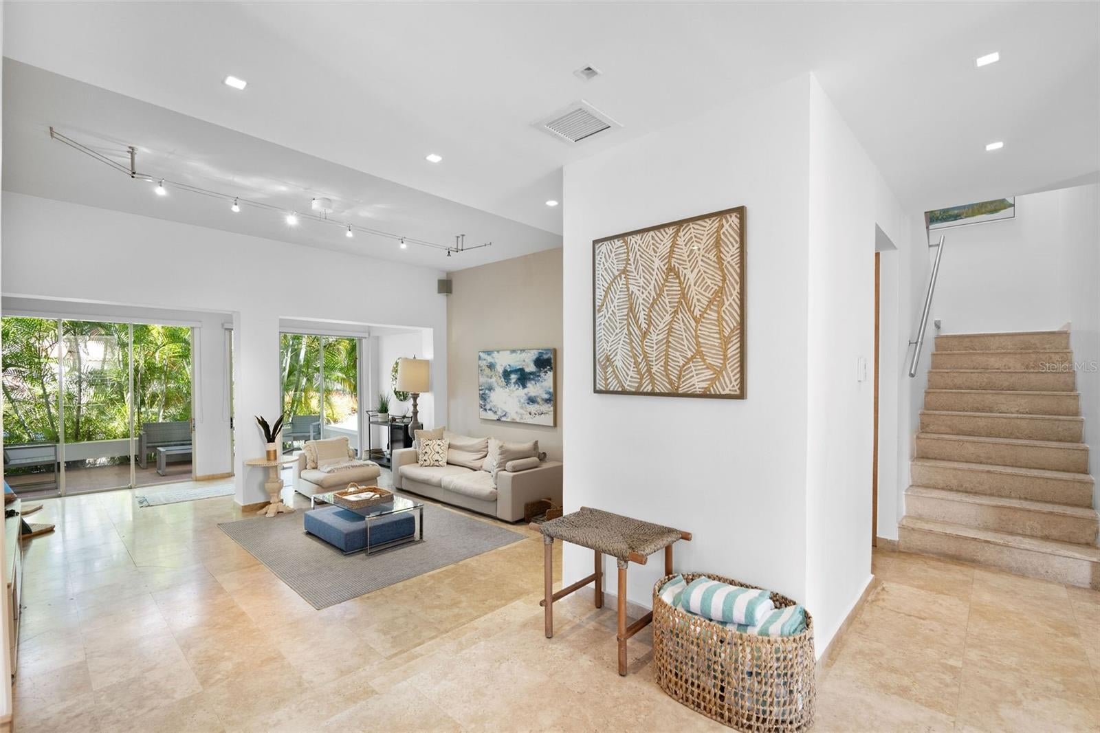 FAIRWAYS - Residential