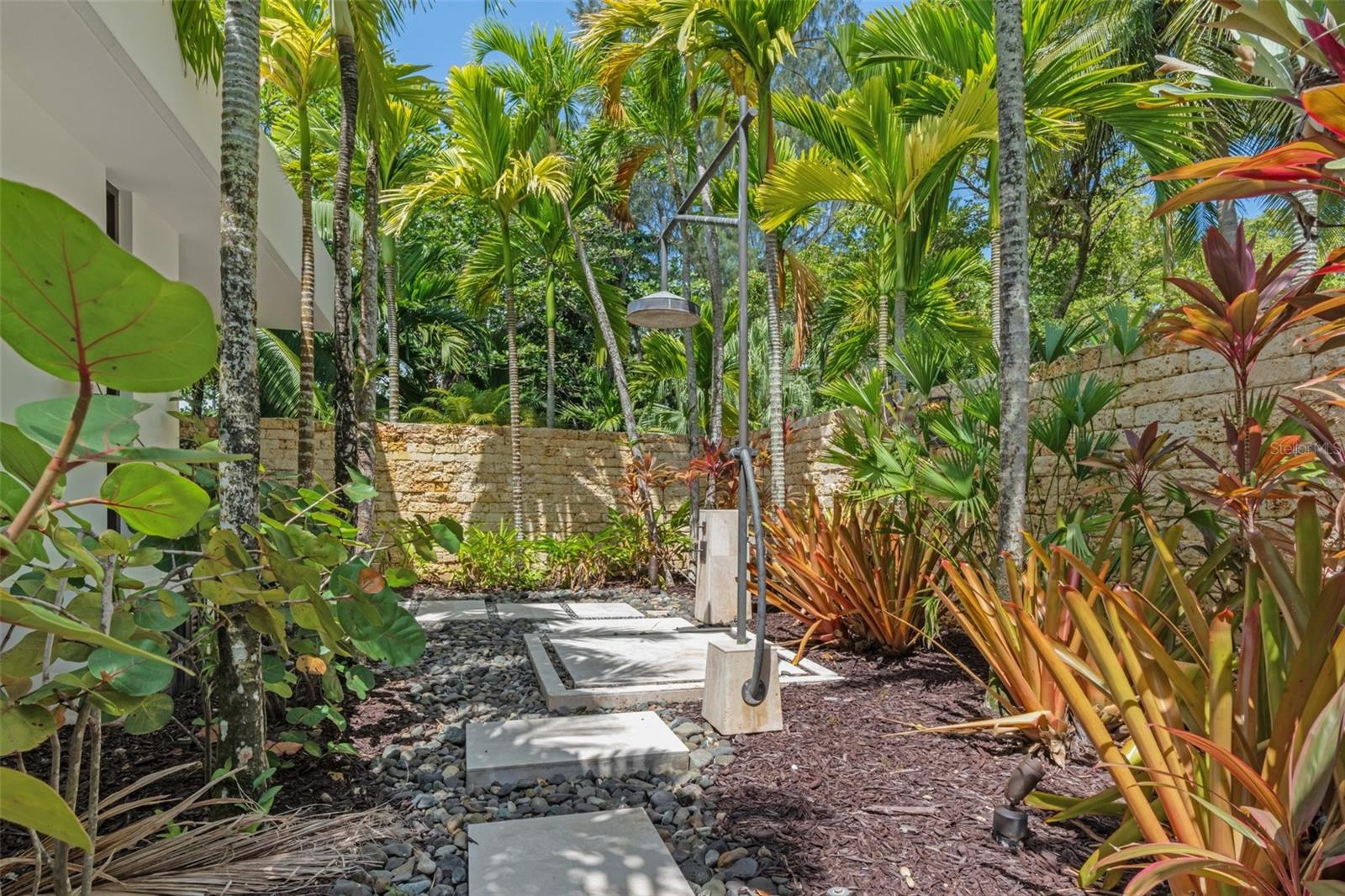 EAST BEACH - Residential