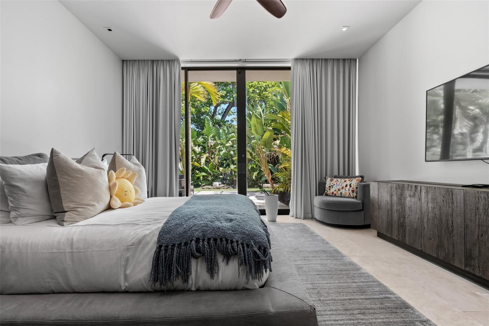 EAST BEACH - Residential