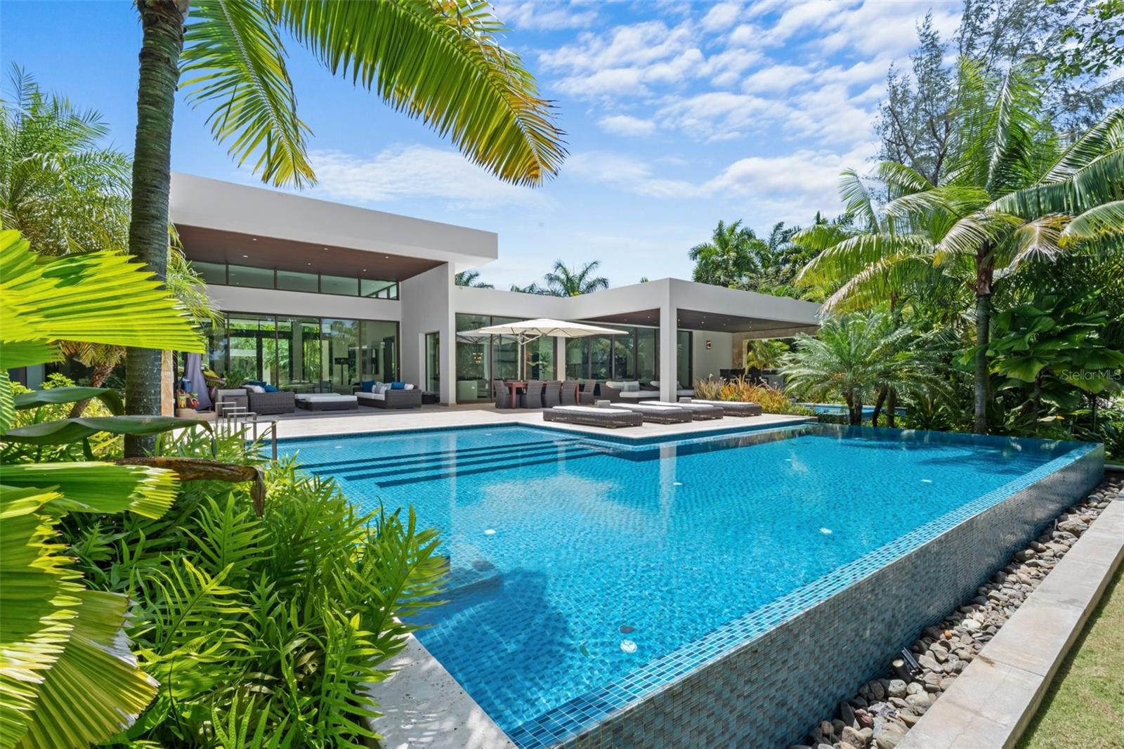 EAST BEACH - Residential