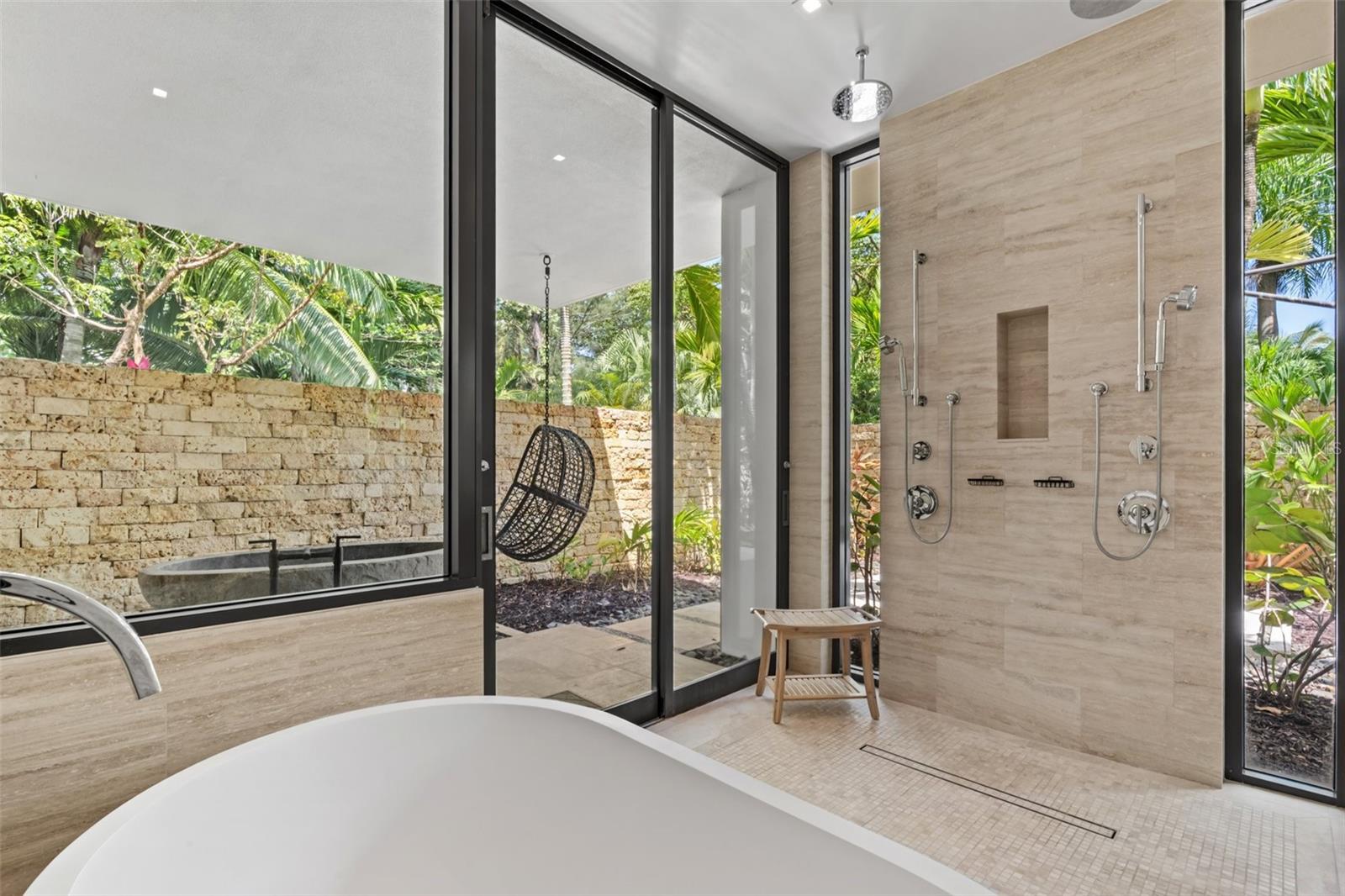 EAST BEACH - Residential