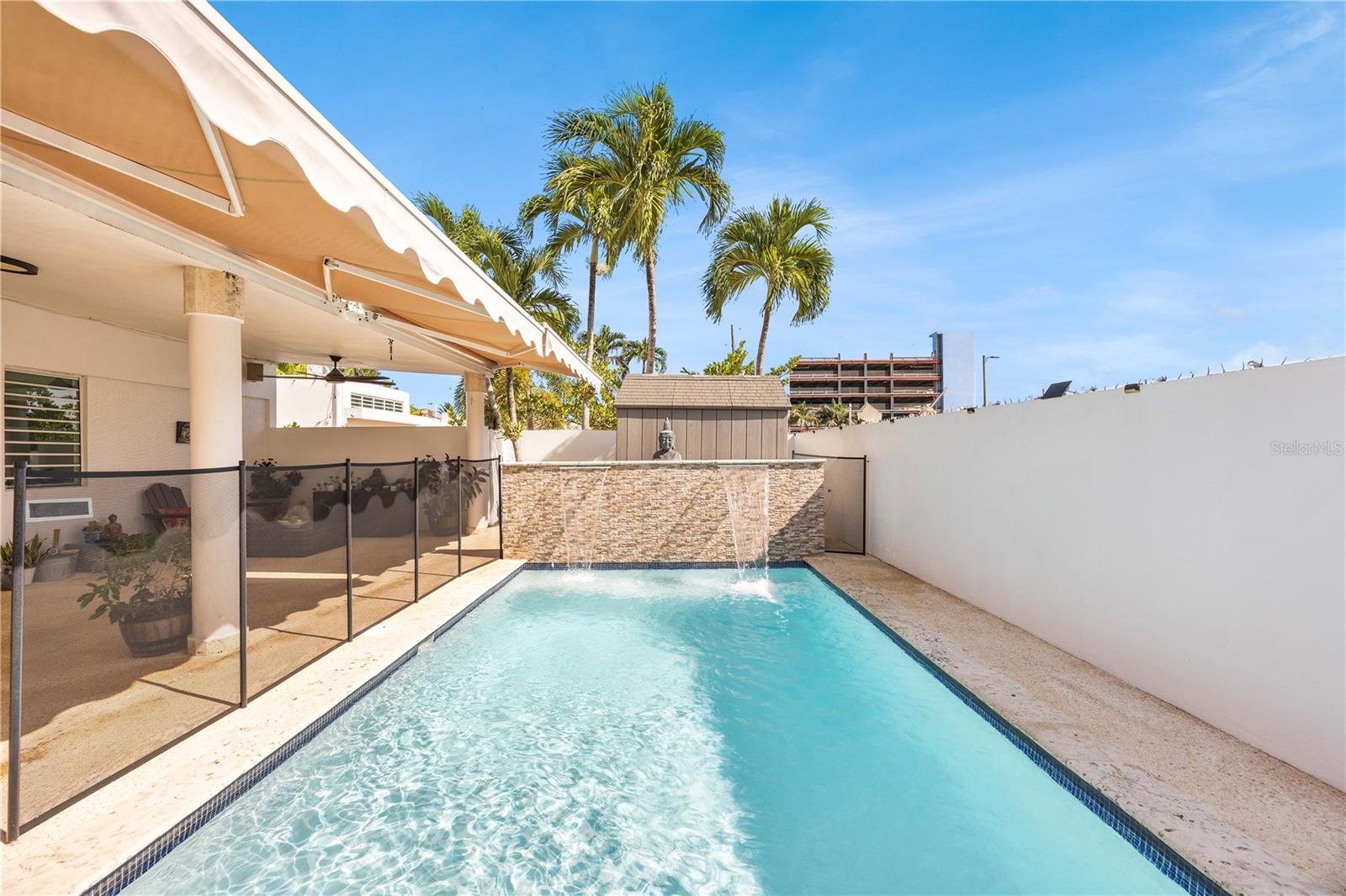URB. DORADO DEL MAR - Residential
