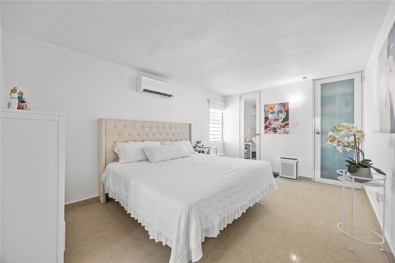 URB. DORADO DEL MAR - Residential