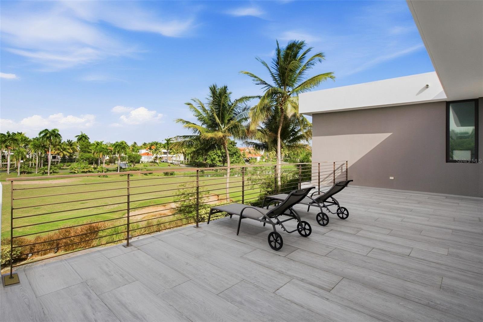 THE ENCLAVE - Residential