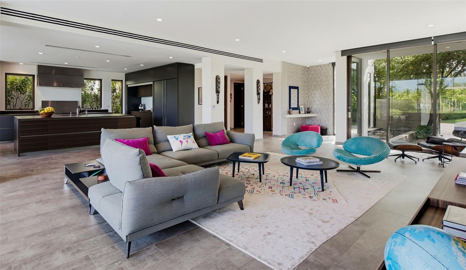 THE ENCLAVE - Residential