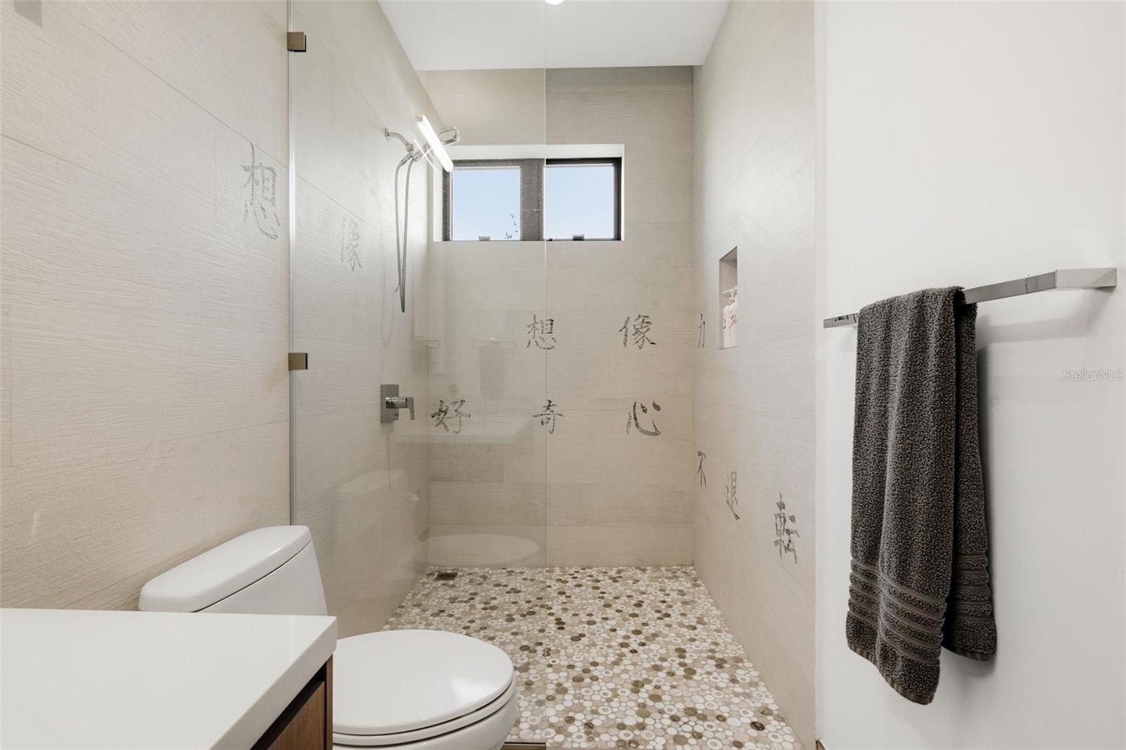 THE ENCLAVE - Residential