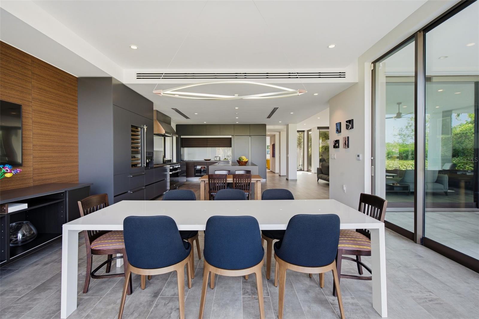 THE ENCLAVE - Residential