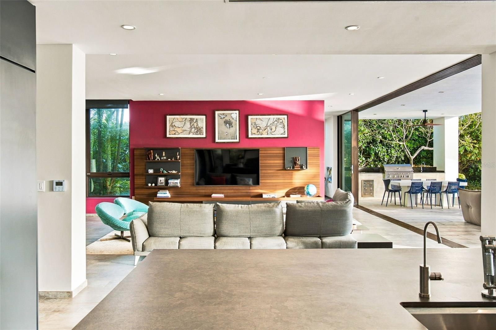 THE ENCLAVE - Residential