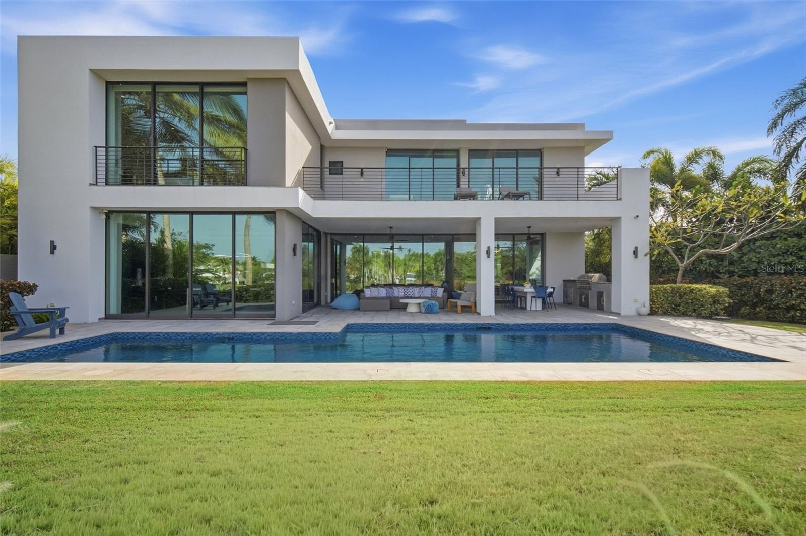 THE ENCLAVE - Residential
