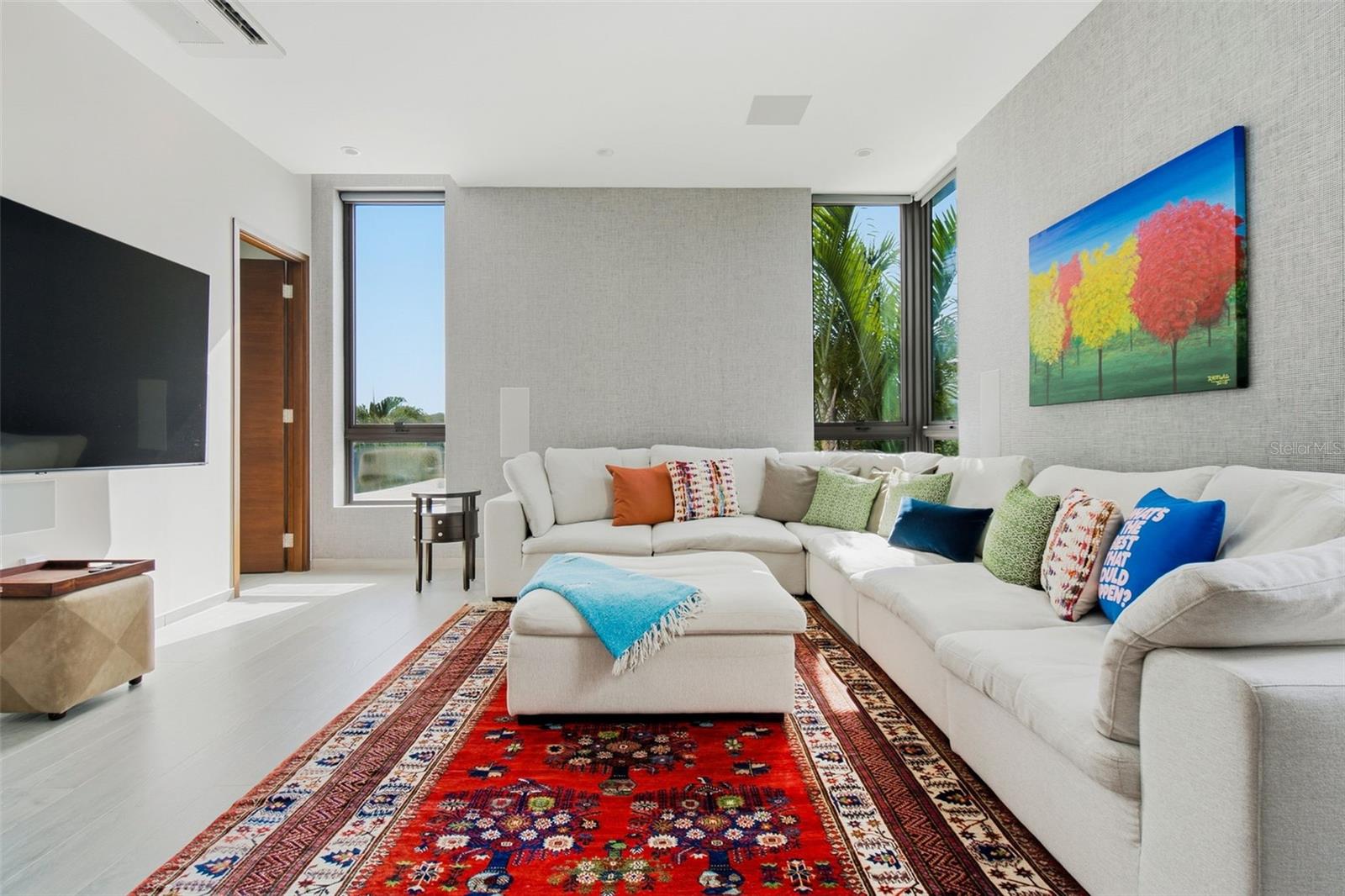 THE ENCLAVE - Residential