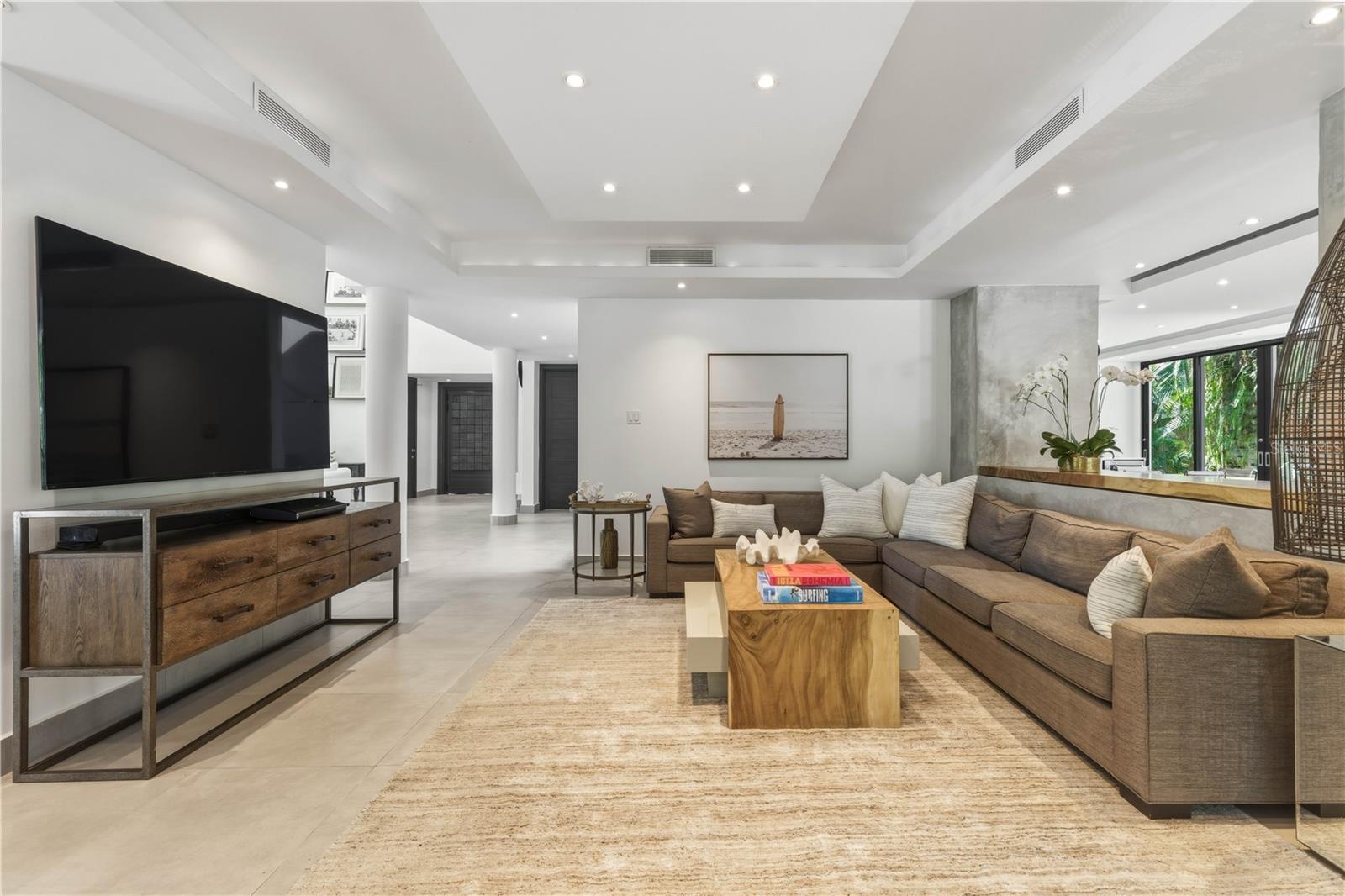 DORADO BEACH EAST - Residential