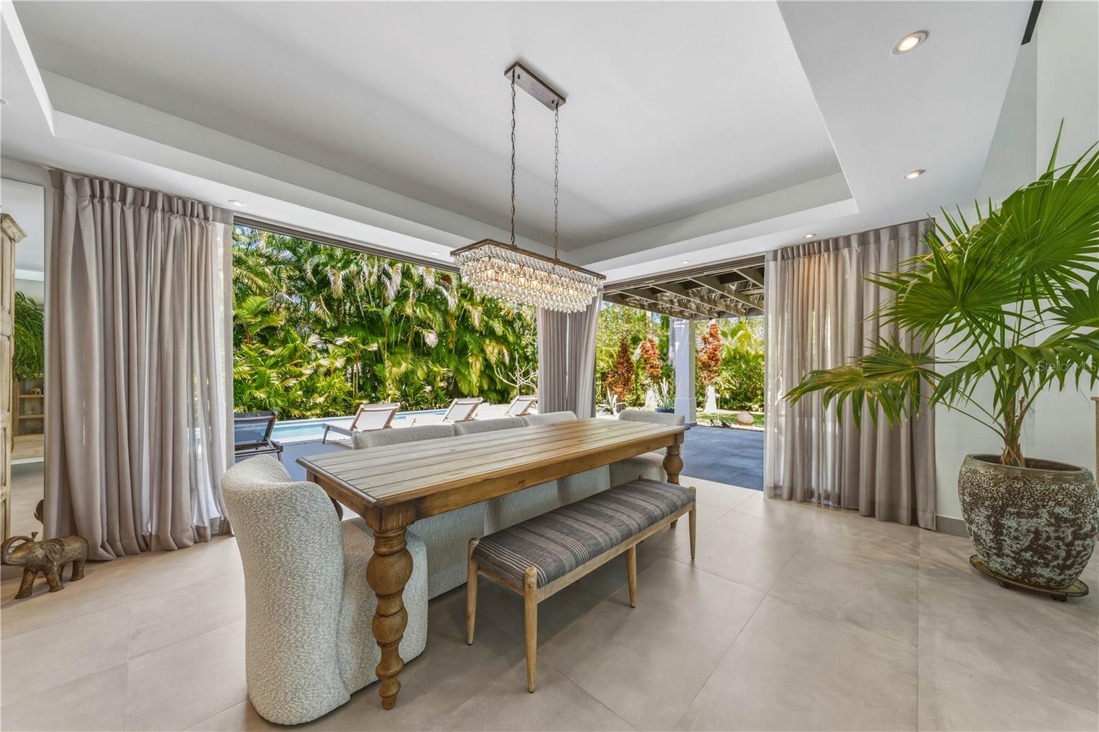 DORADO BEACH EAST - Residential
