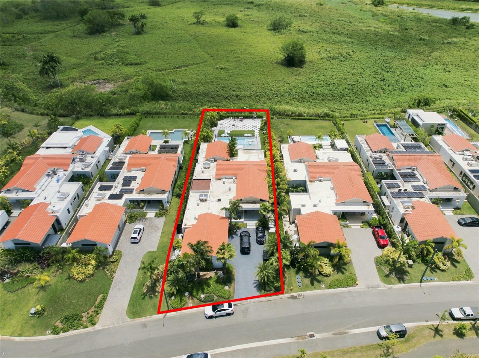 SABANERA DE DORADO - Residential
