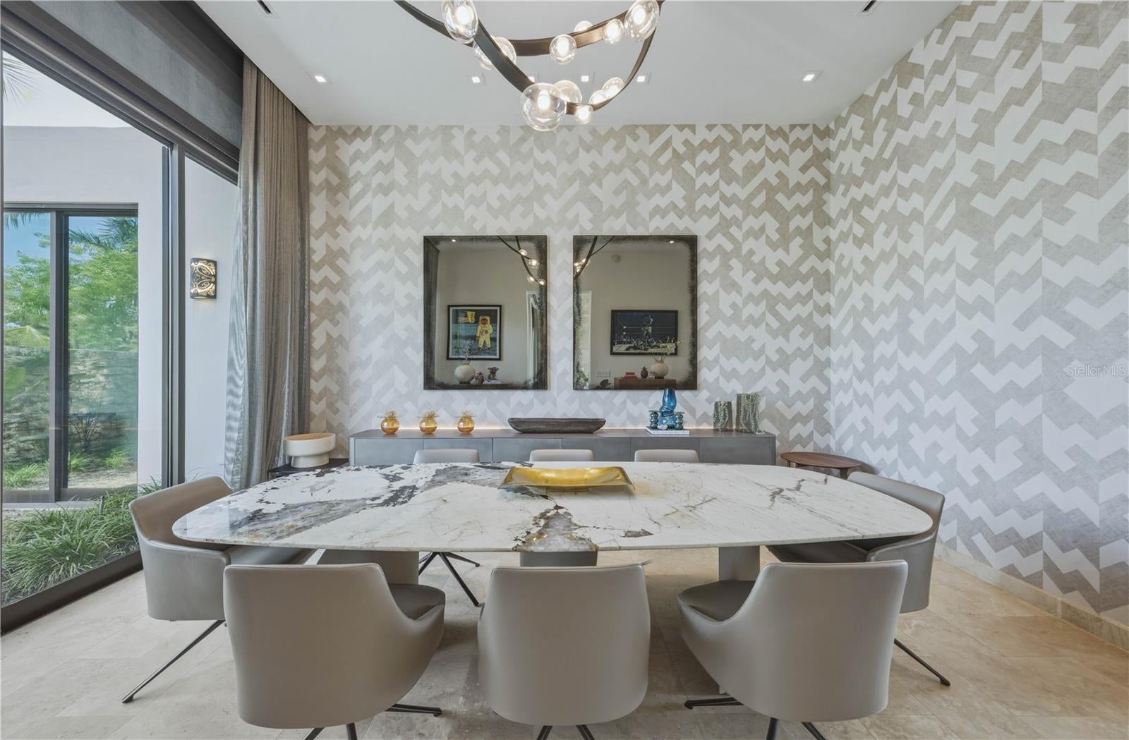 EAST BEACH RESIDENCES - Residential