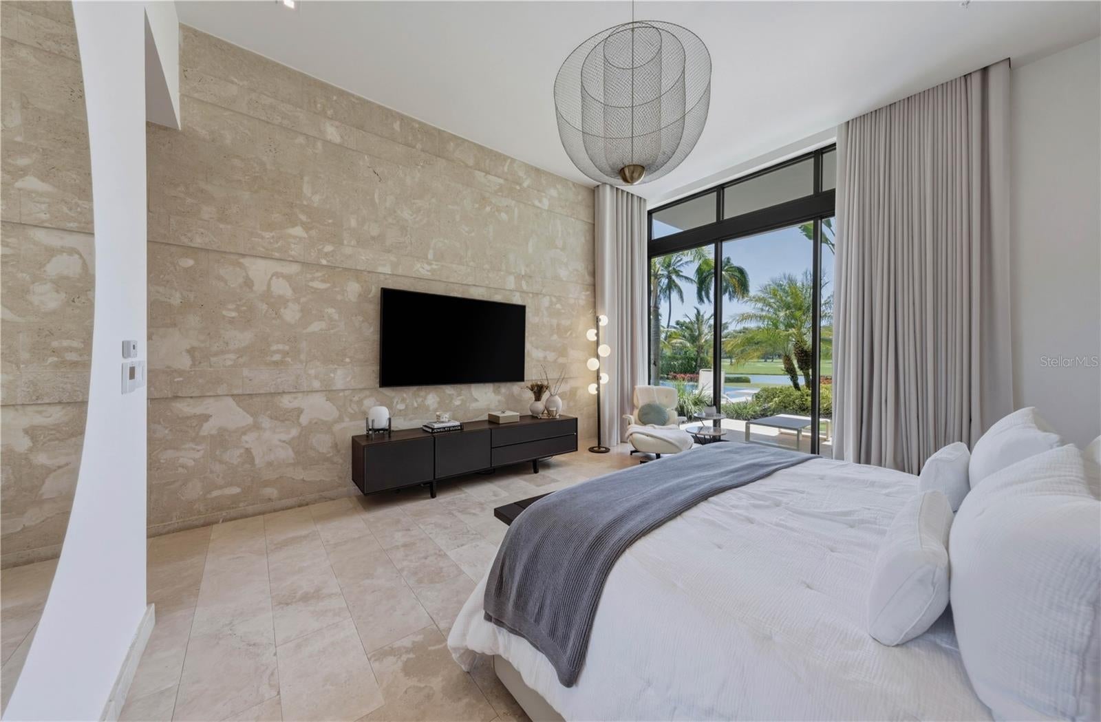 EAST BEACH RESIDENCES - Residential