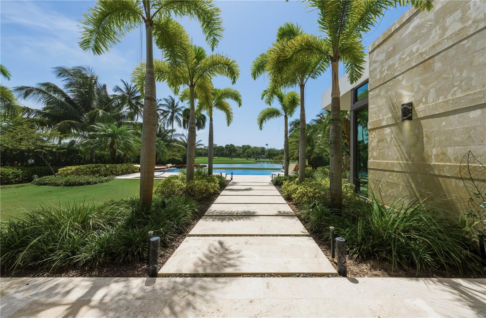 EAST BEACH RESIDENCES - Residential