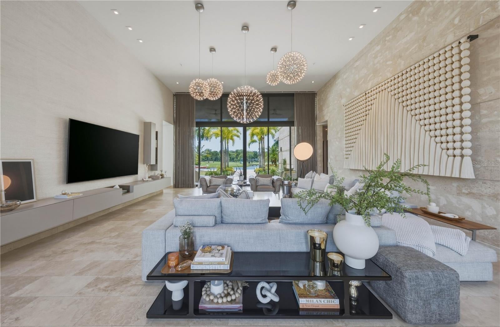 EAST BEACH RESIDENCES - Residential