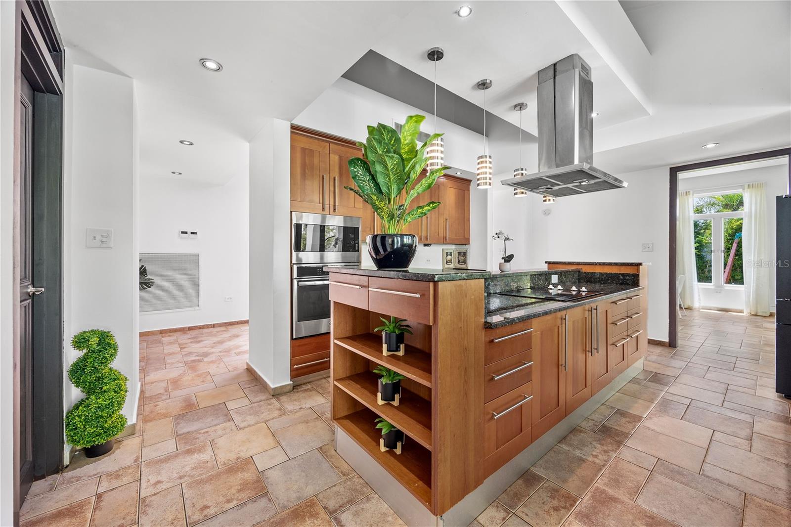PASEO LAS PALMAS INC - Residential