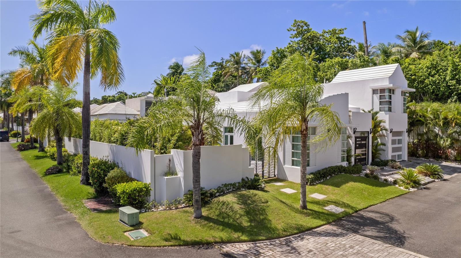PASEO LAS PALMAS INC - Residential