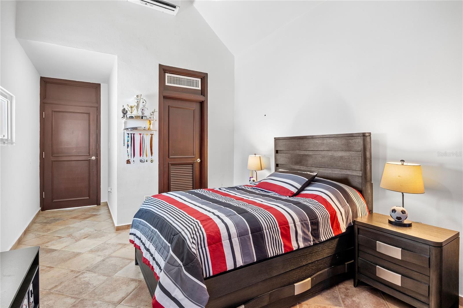 PASEO LAS PALMAS INC - Residential