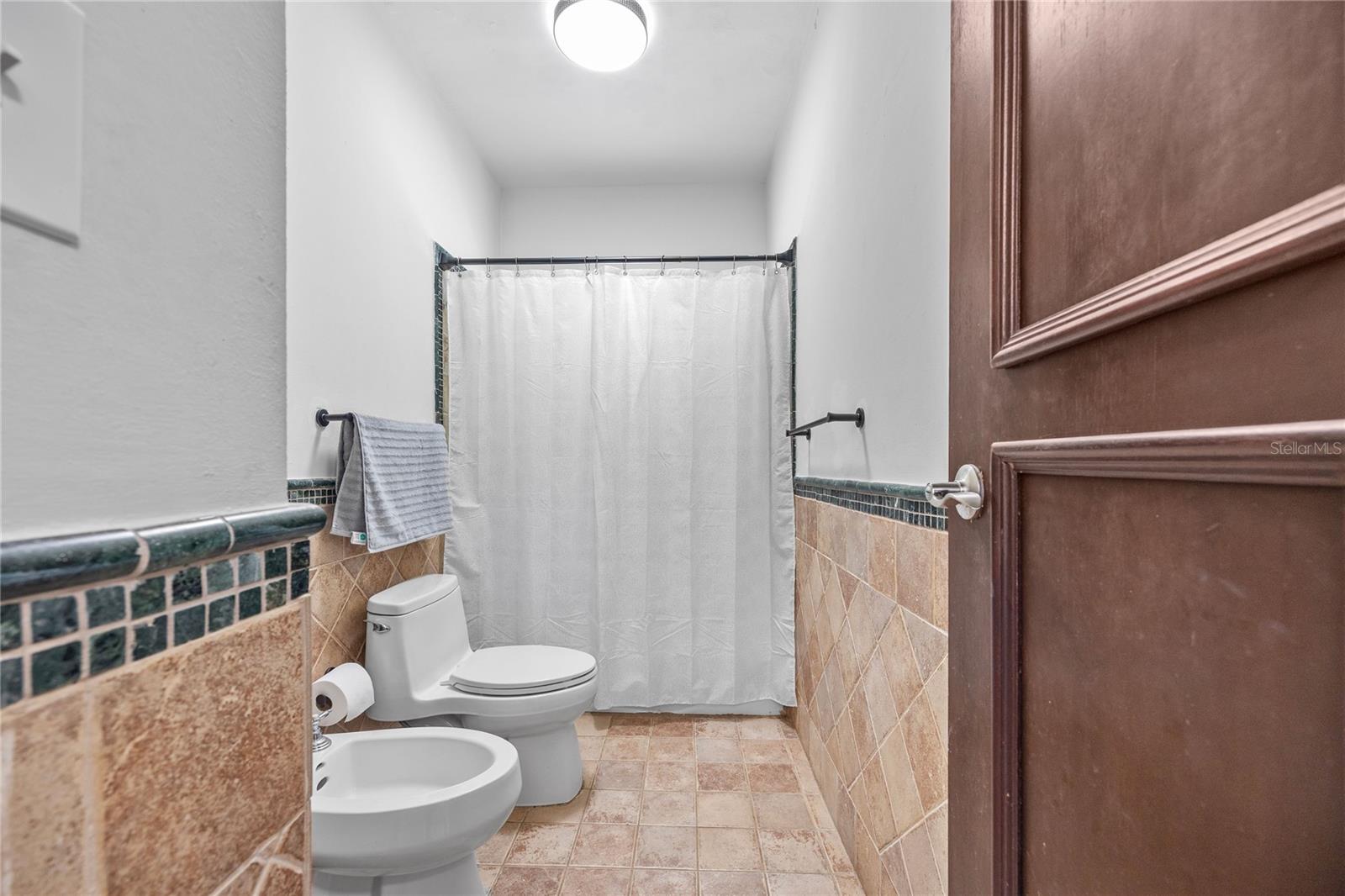 PASEO LAS PALMAS INC - Residential