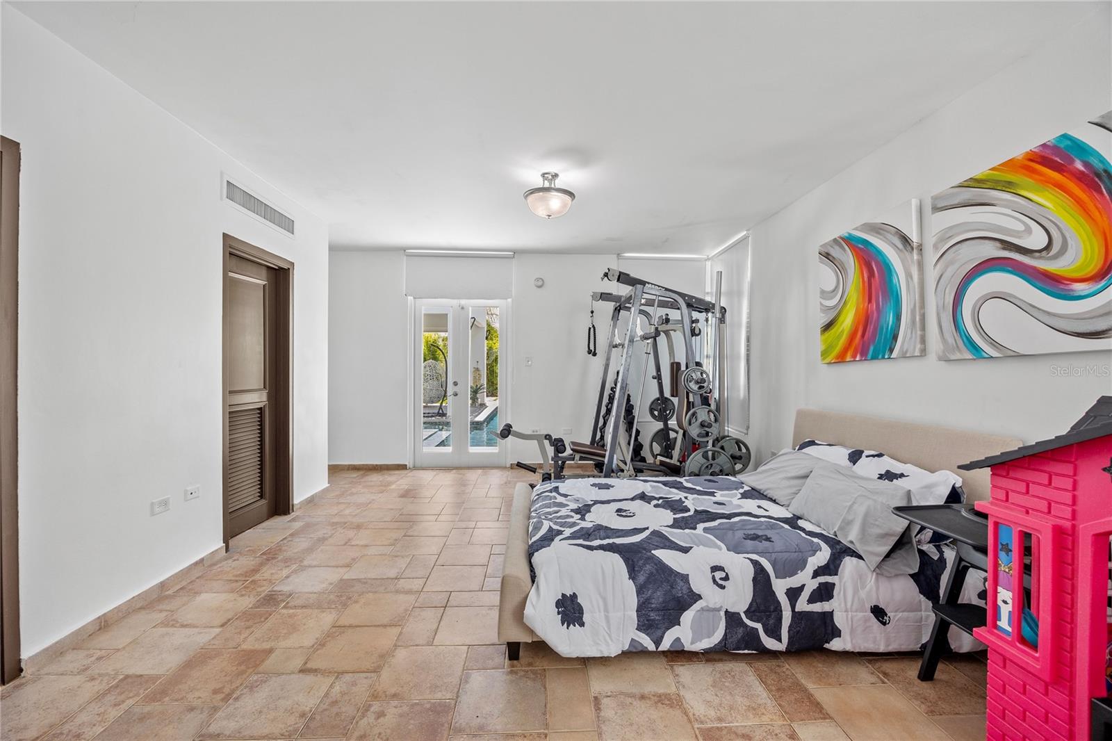 PASEO LAS PALMAS INC - Residential