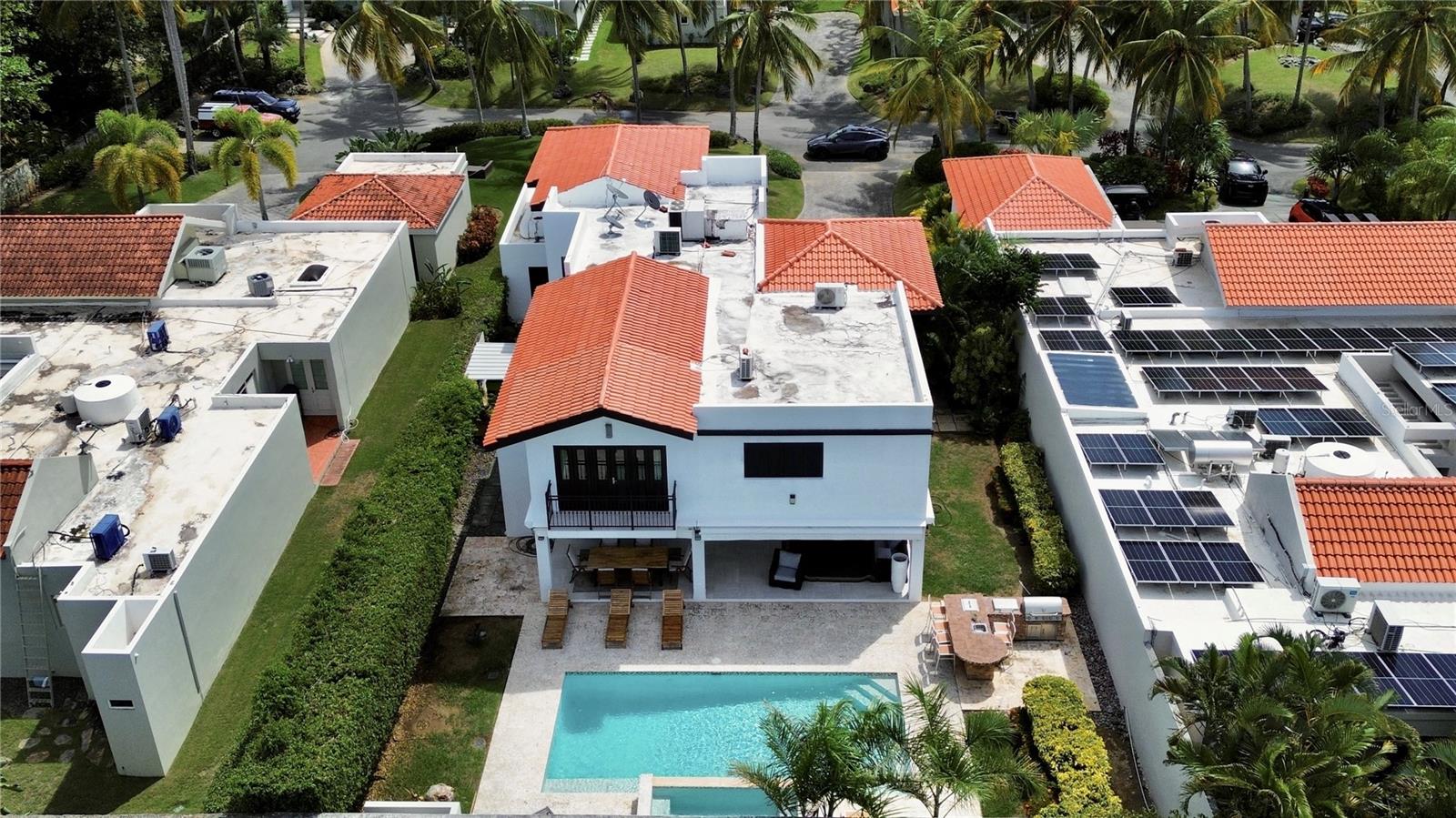DORADO BEACH EAST - Residential