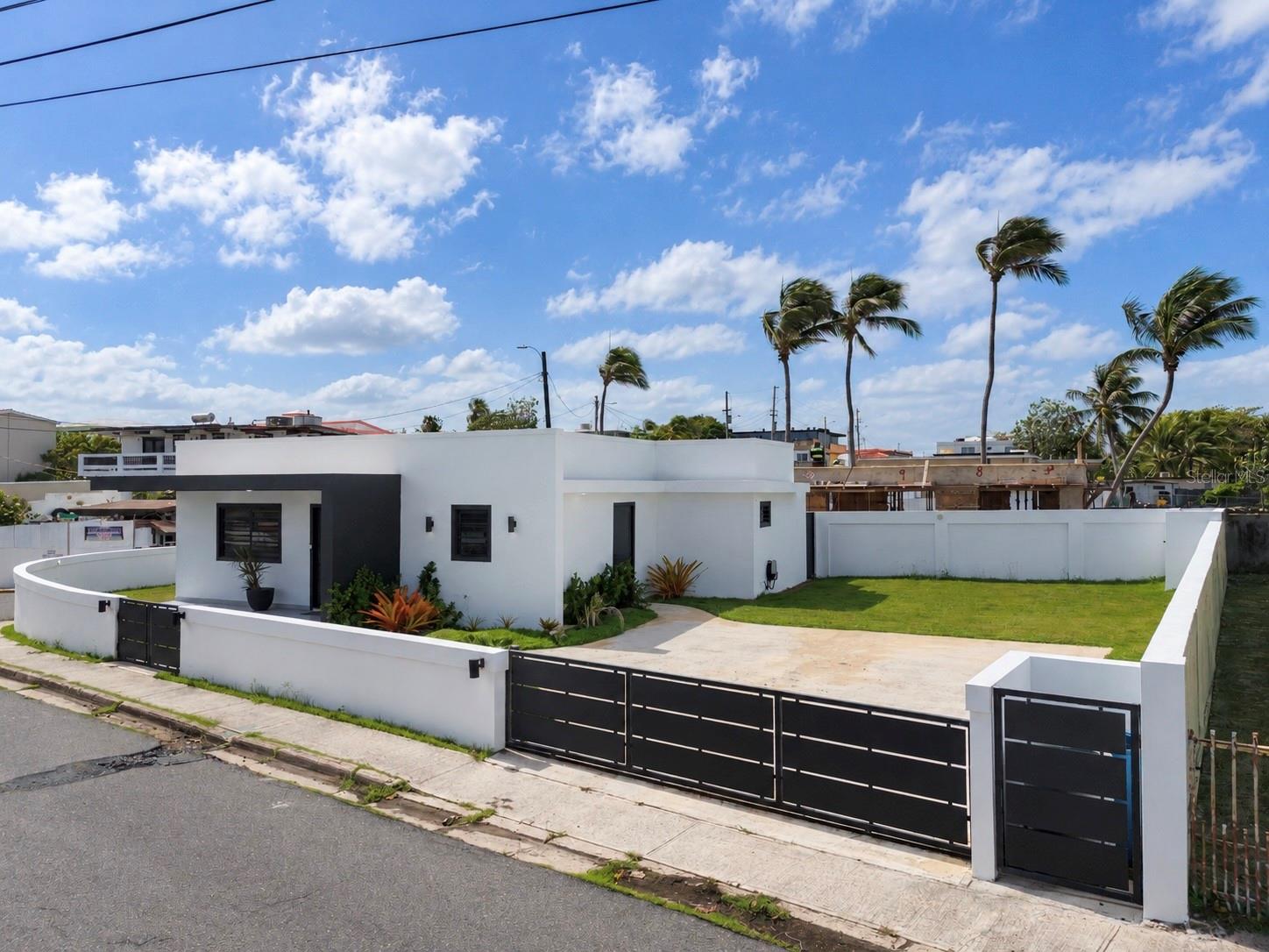 BO. MAMEYAL - Residential