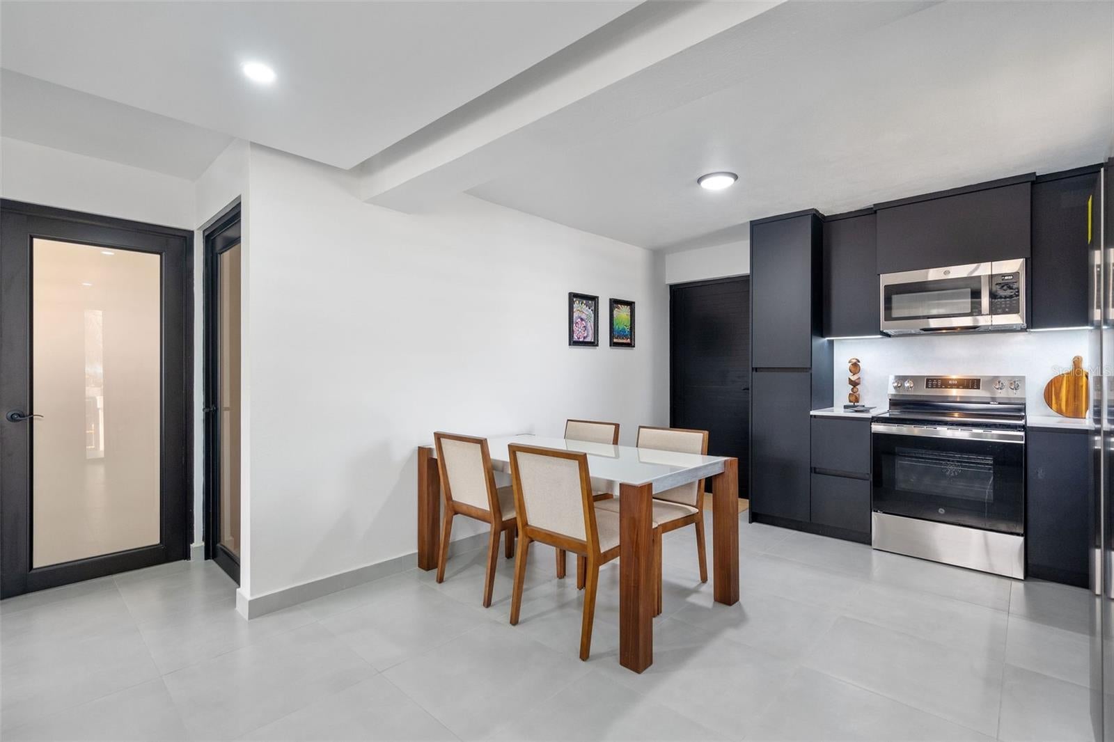 BO. MAMEYAL - Residential