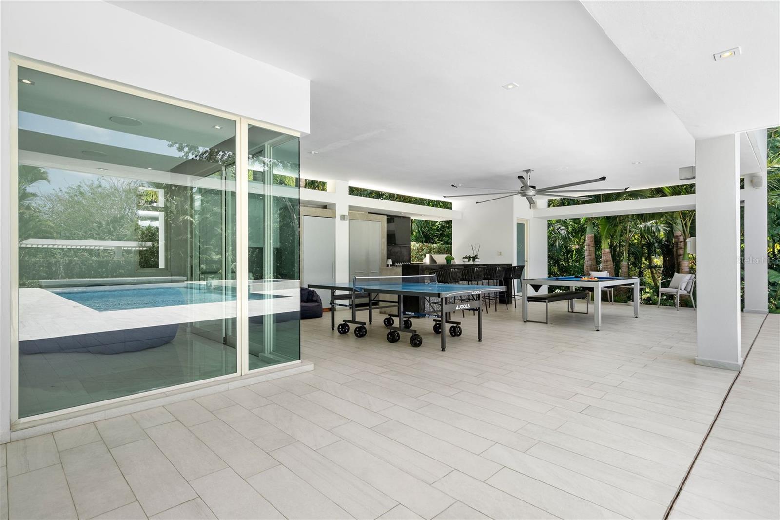 DORADO BEACH EAST - Residential