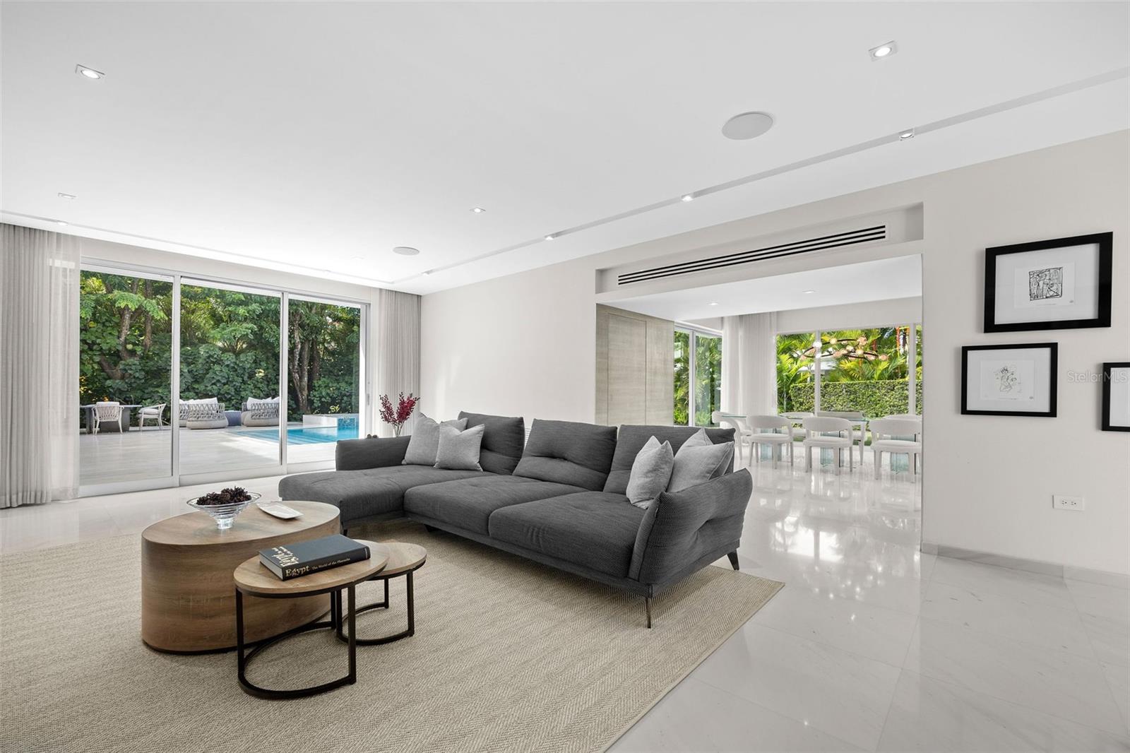 DORADO BEACH EAST - Residential