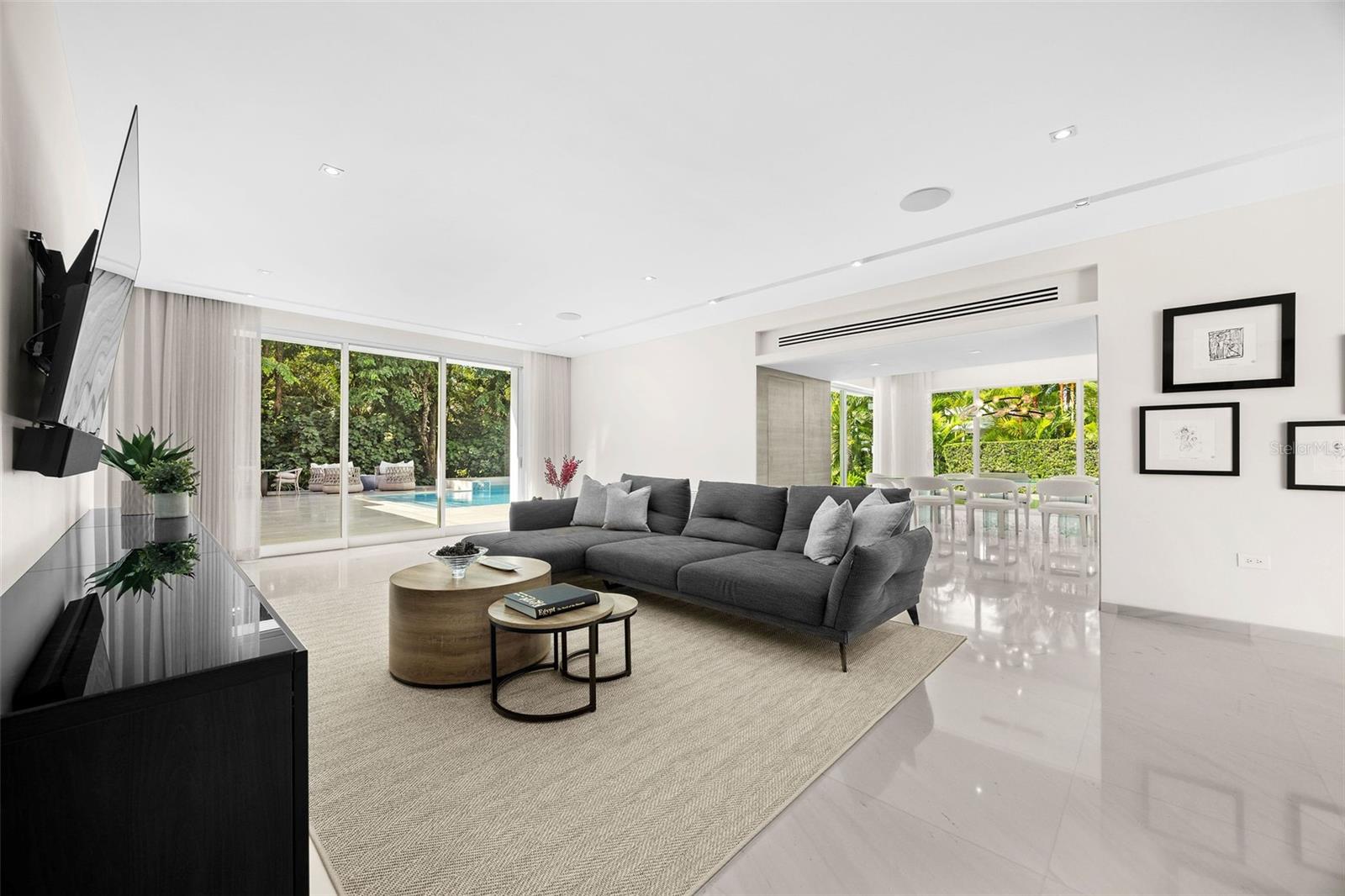 DORADO BEACH EAST - Residential