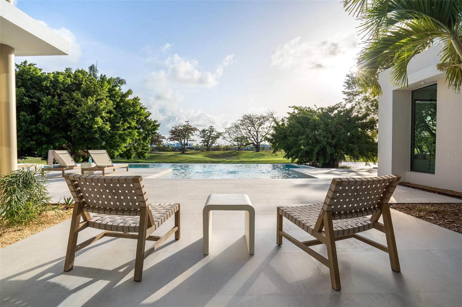 DORADO COUNTRY ESTATES - Residential