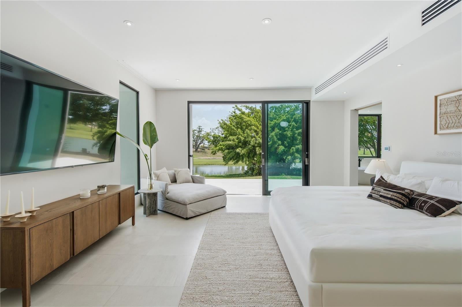 DORADO COUNTRY ESTATES - Residential