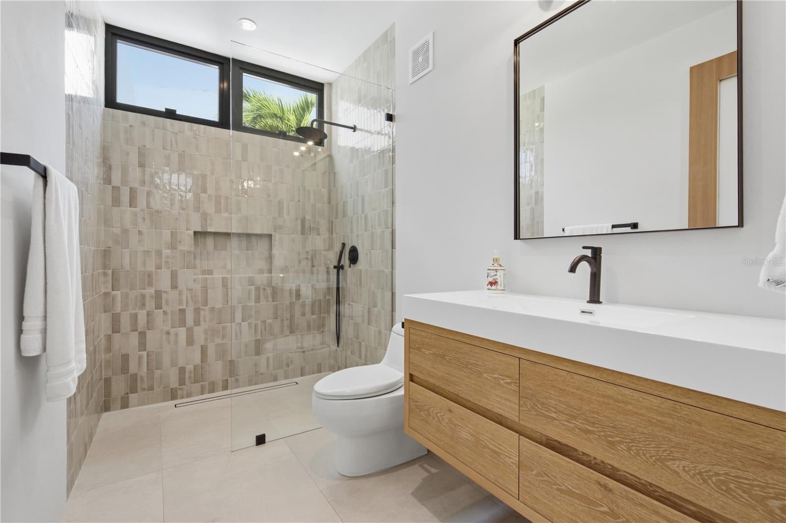 DORADO COUNTRY ESTATES - Residential