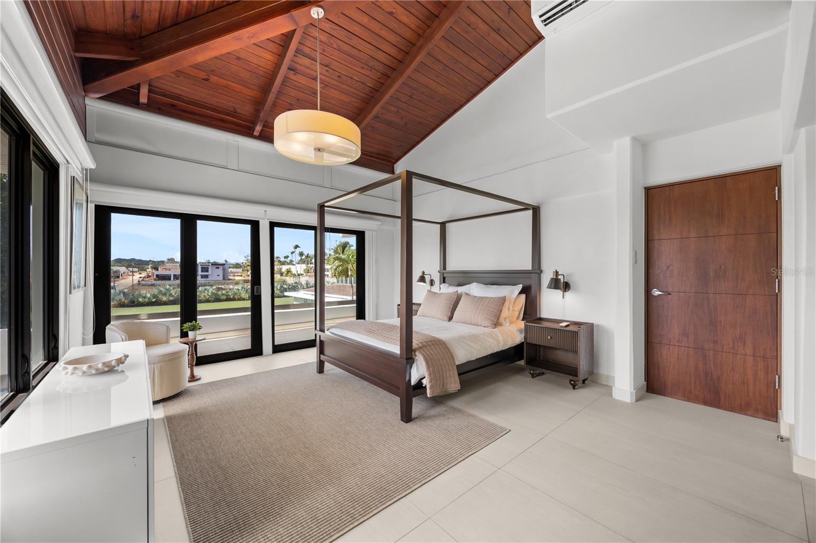 DORADO PLANTATION - Residential