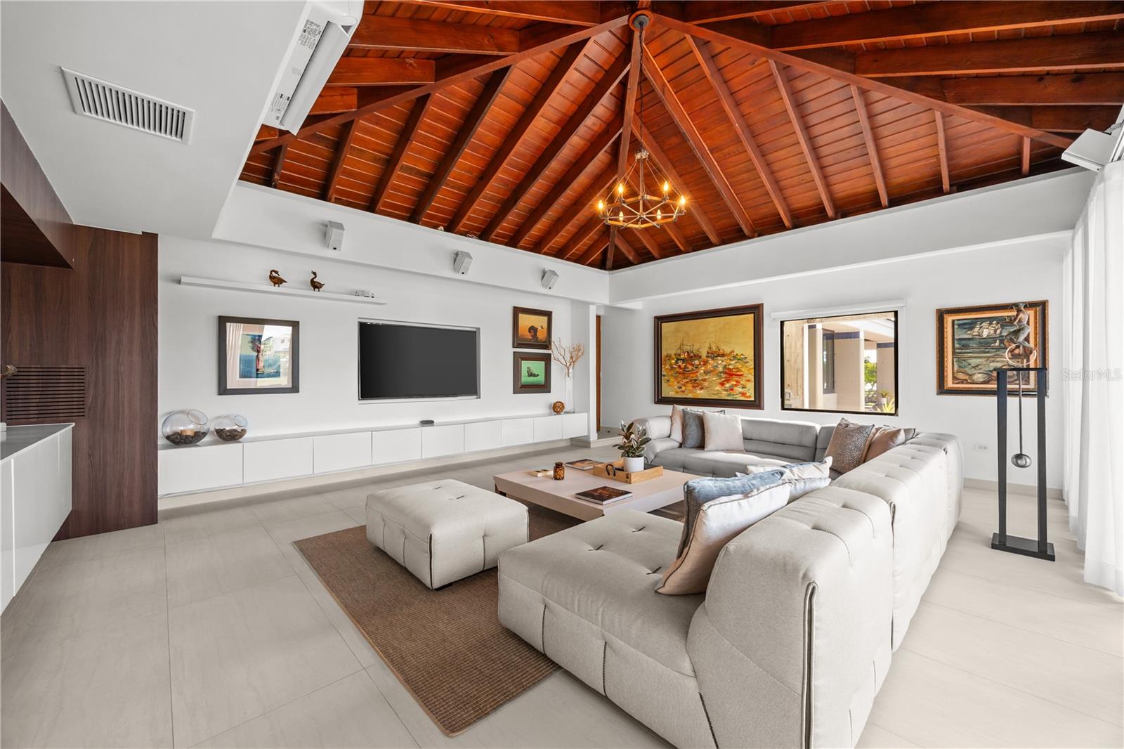 DORADO PLANTATION - Residential