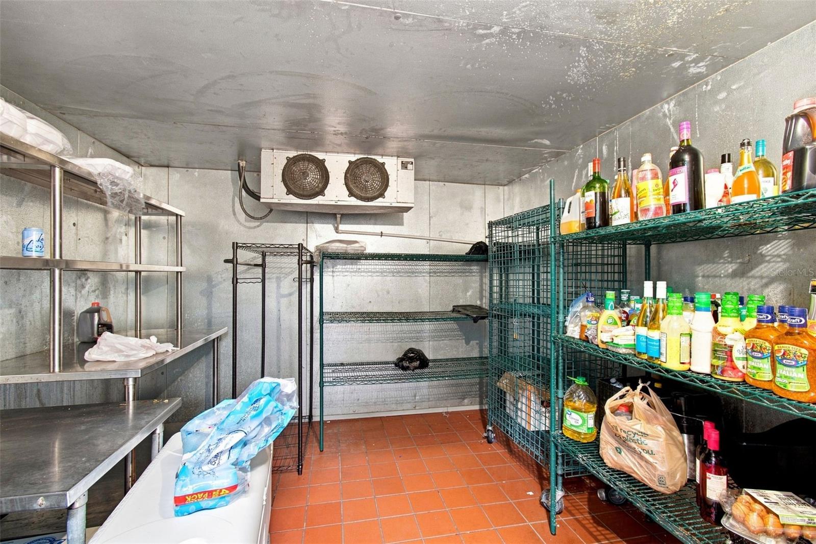RETAIL/VERANDA PARK BLDG 7000 CO - Commercial Sale