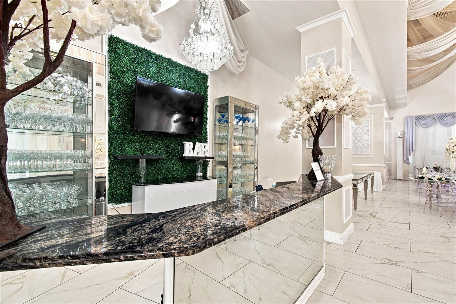 RETAIL/VERANDA PARK BLDG 7000 CO - Commercial Sale