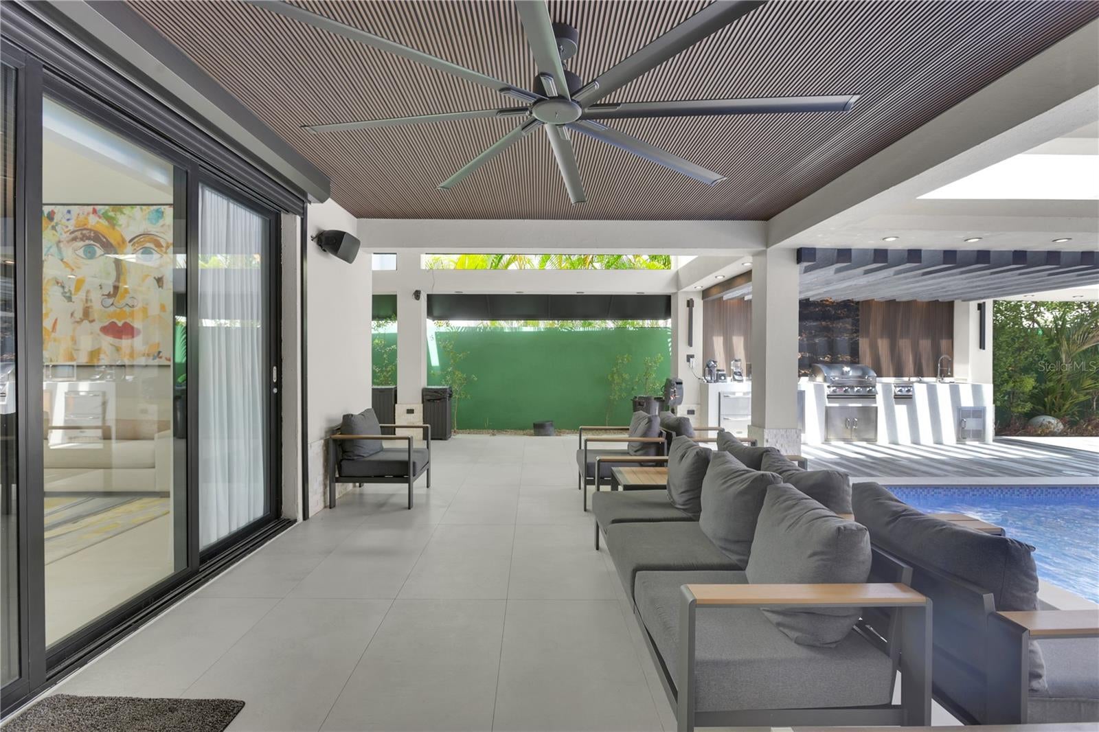 DORADO BEACH EAST - Residential