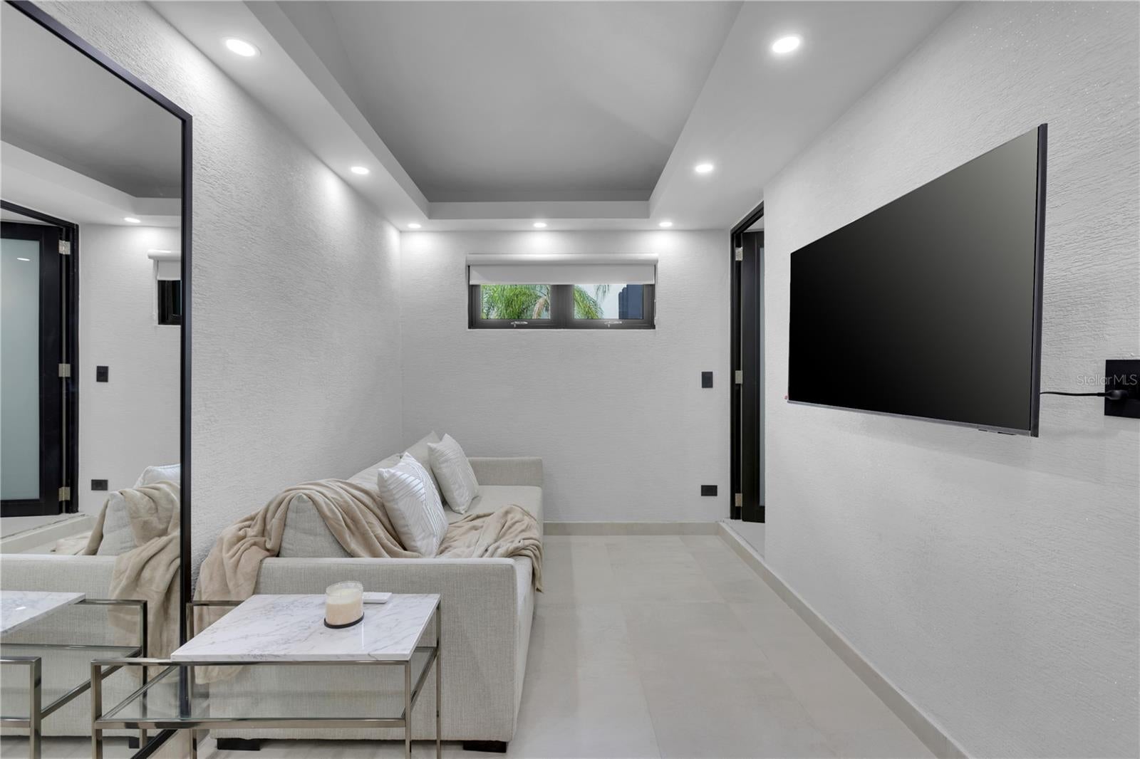 DORADO BEACH EAST - Residential