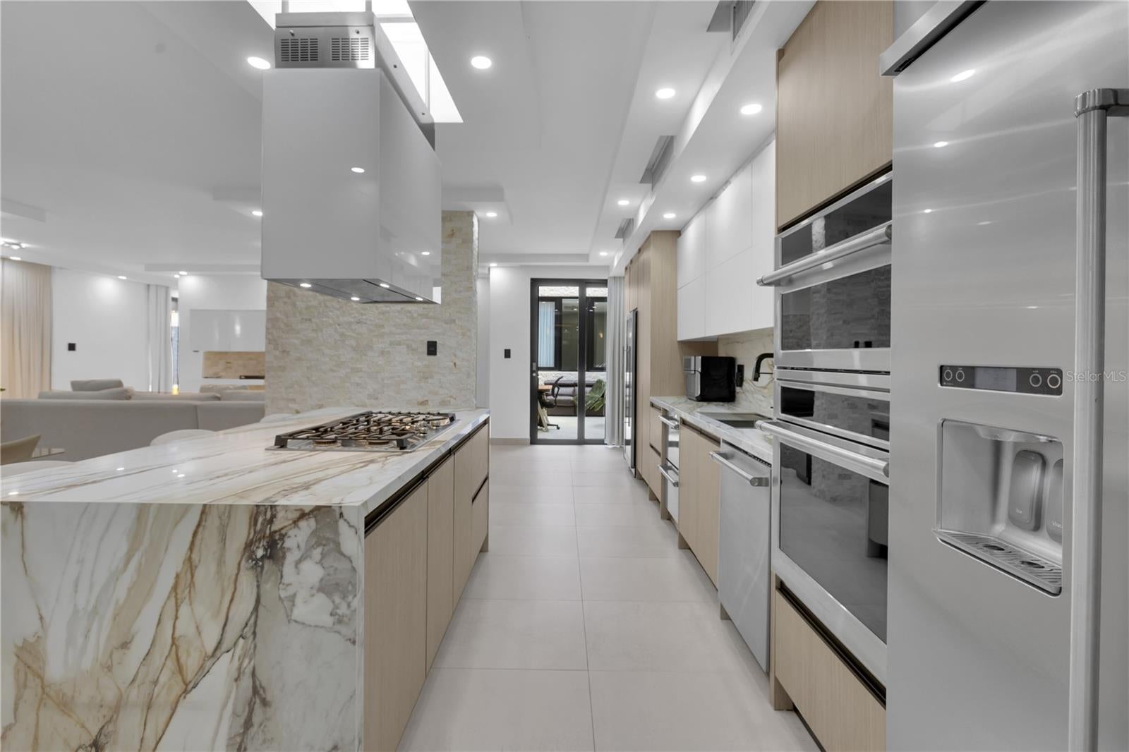 DORADO BEACH EAST - Residential