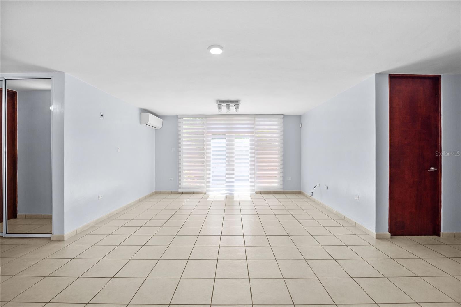 SABANERA DE DORADO - Residential