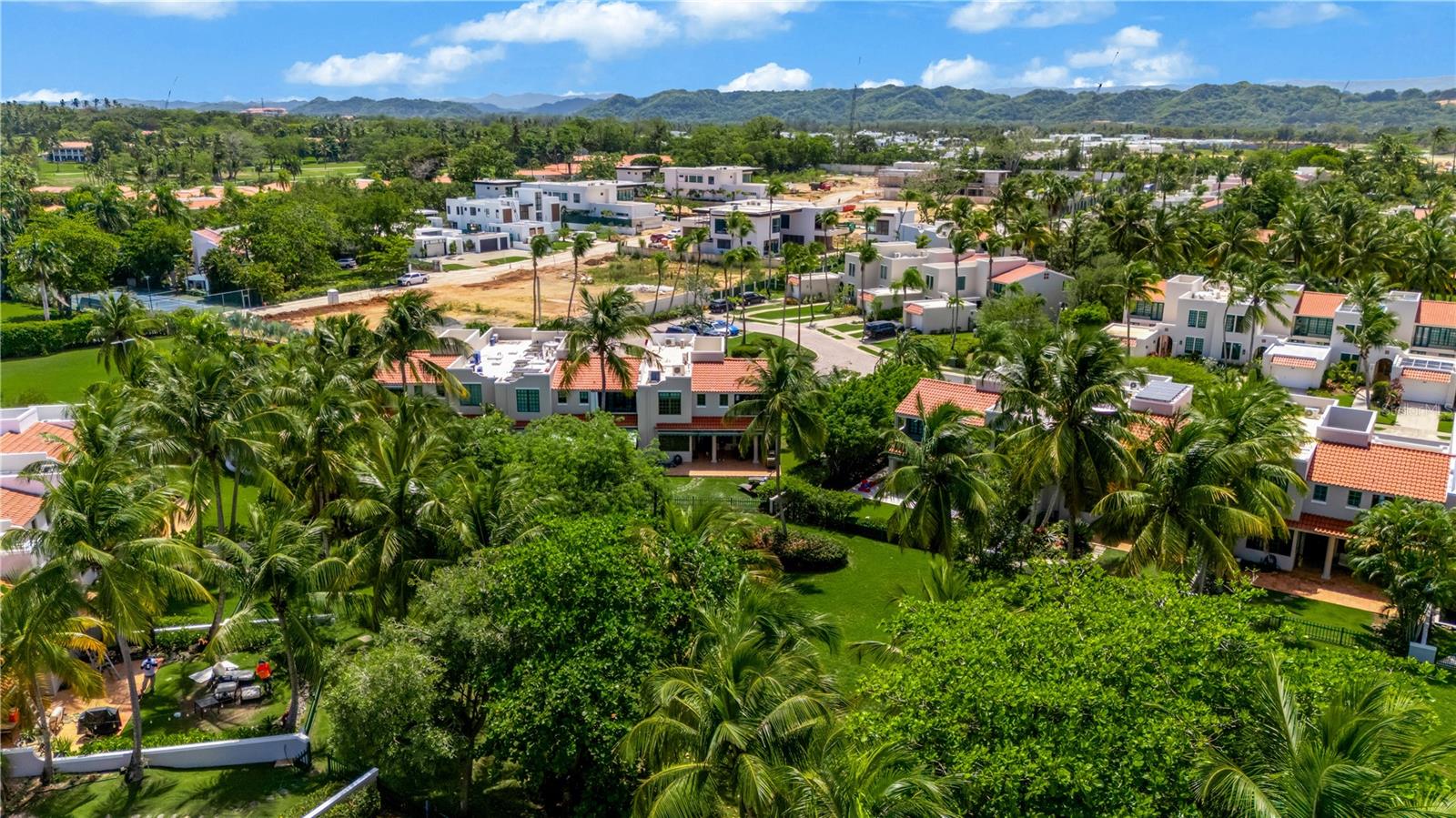 DORADO REEF - Residential