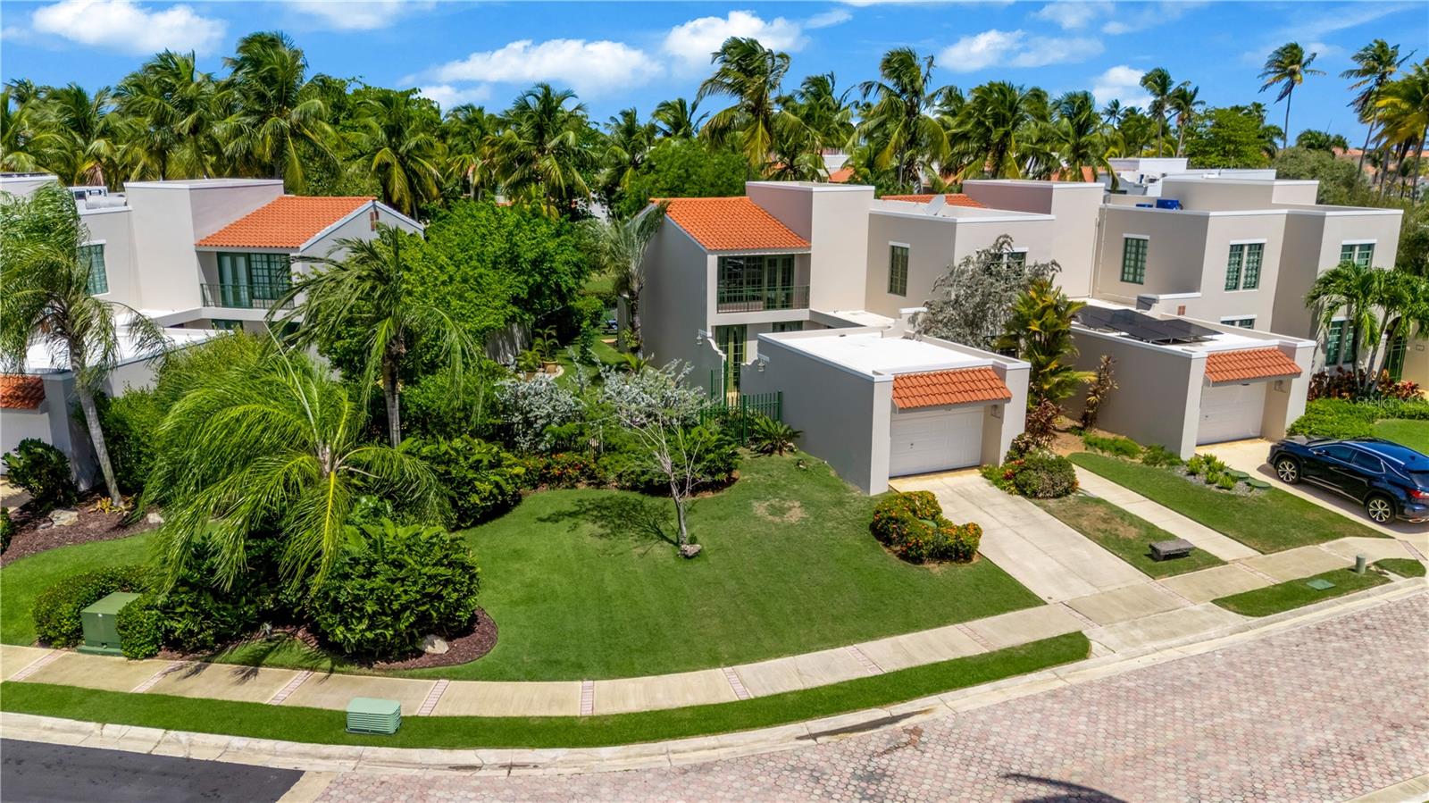 DORADO REEF - Residential