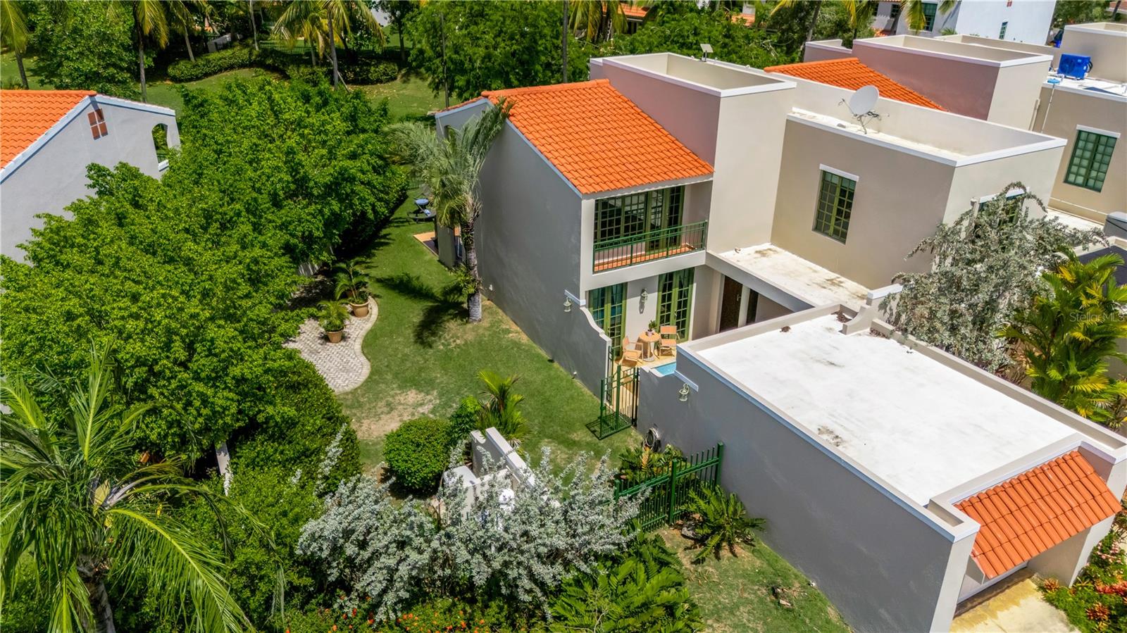 DORADO REEF - Residential